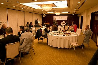 �ߒJ�M�O�搶